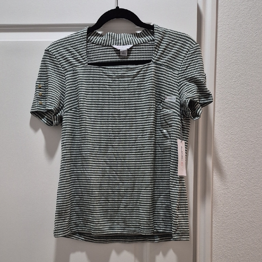 Liz Claiborne Black and White Checkered Short Sleeve Top